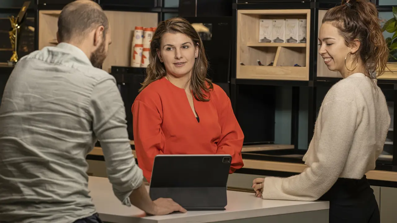 Coursemanager Maudy met haar collega's
