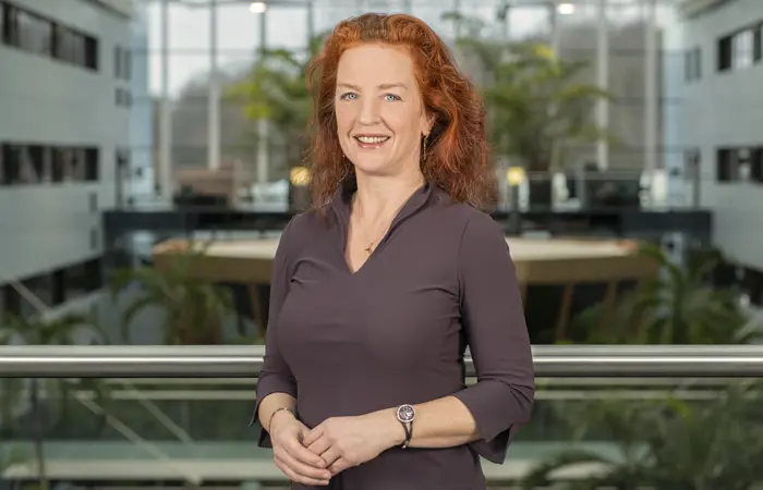 Senior expert operational support and development Stephanie