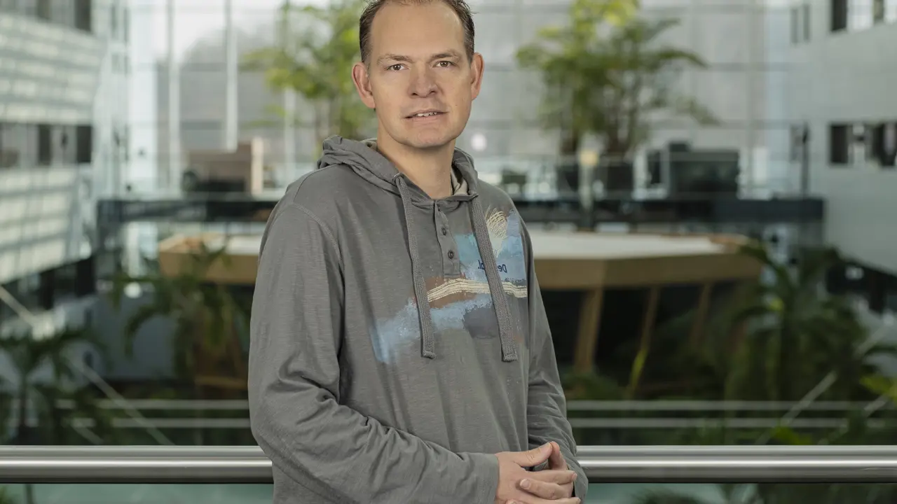Business controller Mark